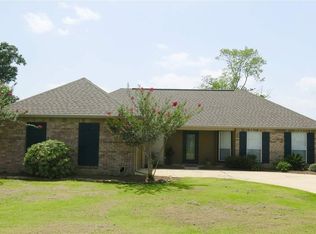 17099 Fox Ridge Dr, Prairieville, LA 70769