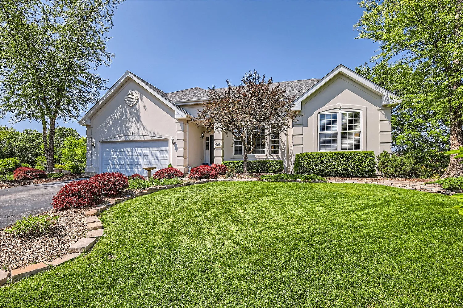 2258 Bellview Ct photo 1