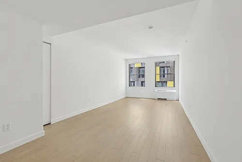 20 Exchange Pl #20X-1109 Photo 1