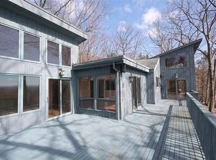 166 California Quarry Rd, Woodstock, NY 12498