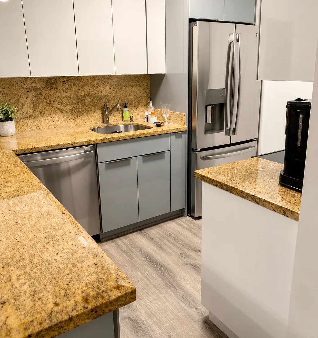 2 bed, 866 sqft, $2,500 — Photo 1