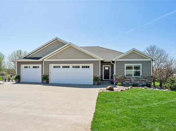 22824 Valley View Trl, Adel, IA 50003