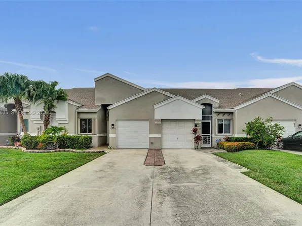 9130 Vineland Ct APT D, Boca Raton, FL 33496