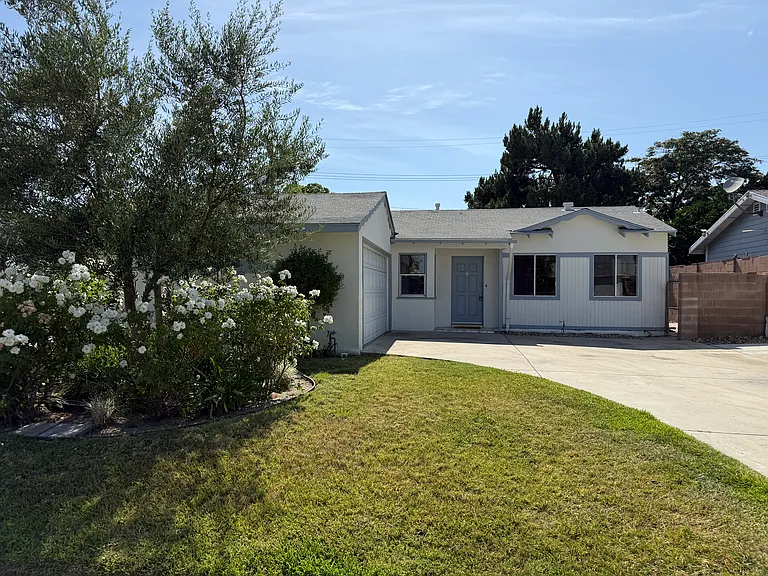 2307 Lupin St #A — Photo 22