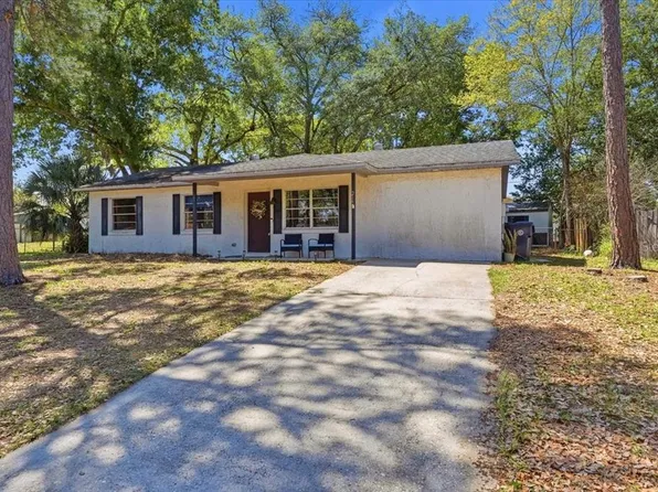 215 Carla Ann Ct, Auburndale, FL 33823