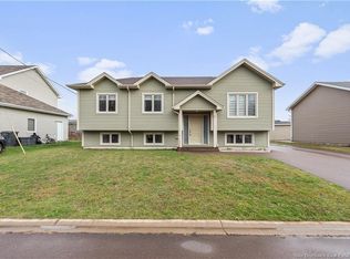 10 Guy, Shediac, NB E4P0L5