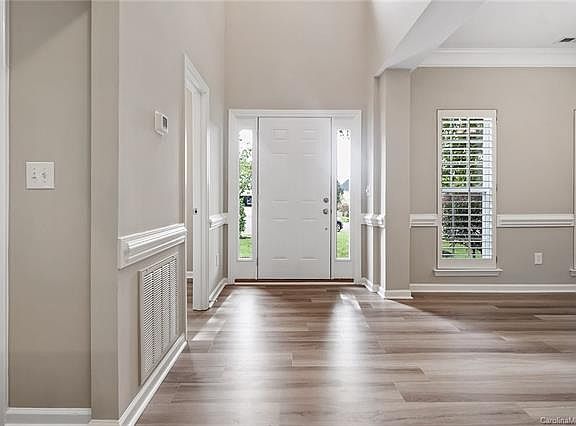 2nd image of 442 Stonemont Way