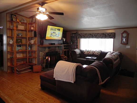 2nd image of 17174 Louise Dr