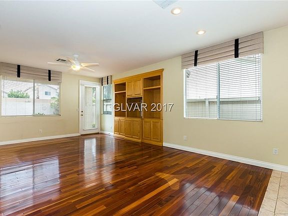 3rd image of 633 Elliot Peak Ave
