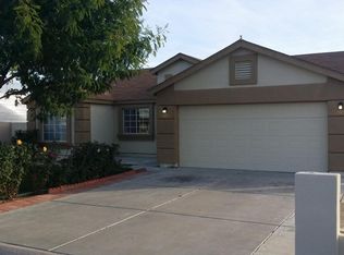 6733 E Butte St, Mesa, AZ 85205