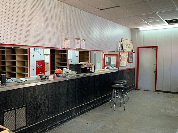 5th image of 2102 Bunn St