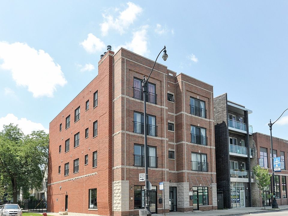 1st image of 3103 W Armitage Ave APT 3W