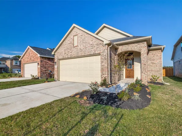 22650 Rosebush Hill Rd, Tomball, TX 77377