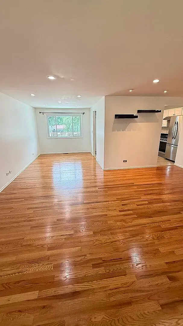 4 bed, 2.5 bath, 1470 sqft, $3,650 — Photo 4