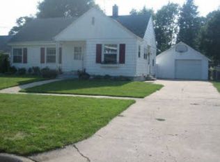 304 S Oak St, Jefferson, IA 50129
