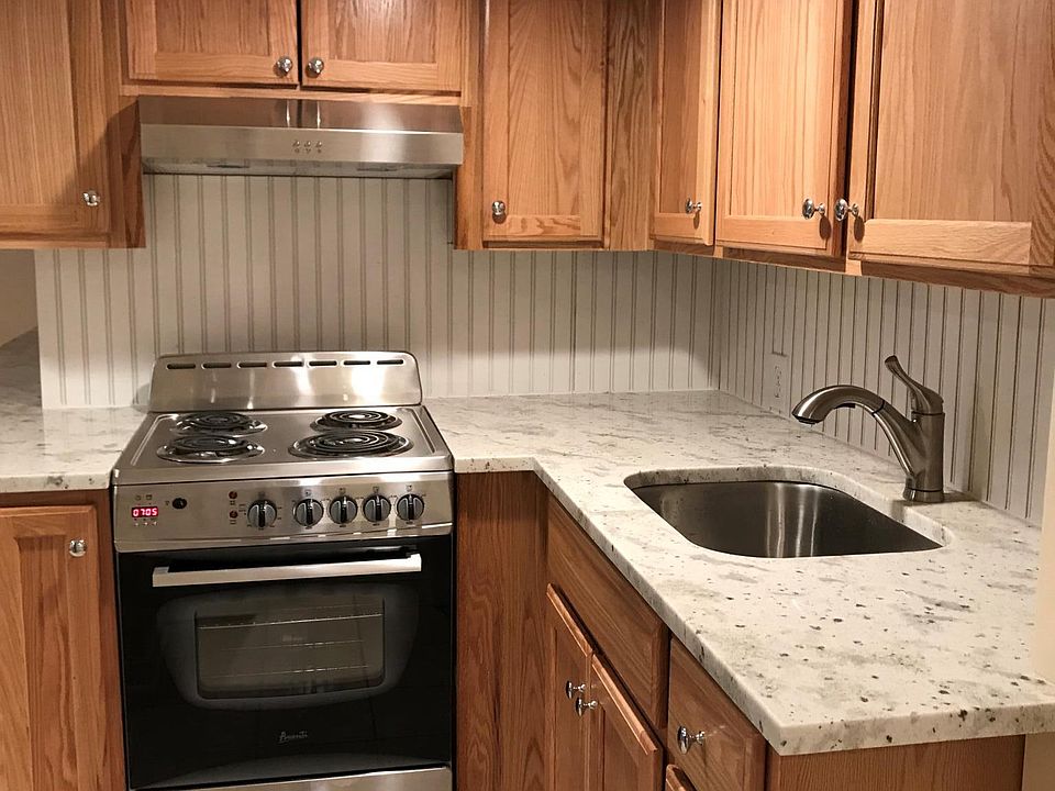 36 1/2 Benedict St, Norwalk, CT 06850 Zillow