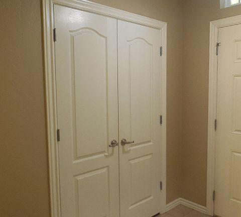4th image of 4417 Mackenzie Dr