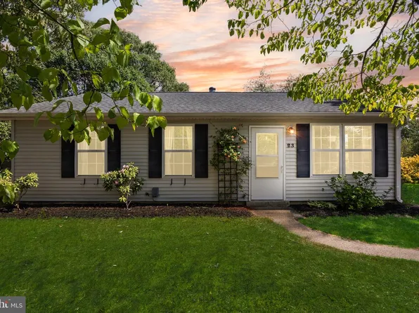 23 Highland Ave, Sicklerville, NJ 08081