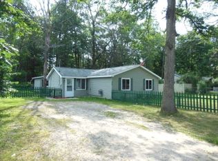 4228 Oak Flats Rd, Harrison, MI 48625