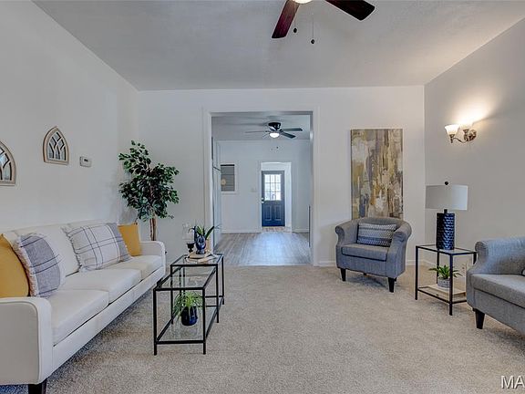 5th image of 133 E Alton Ave