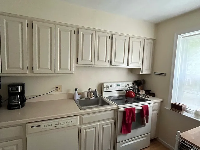 2220 Washington Ave #101 — Photo 6