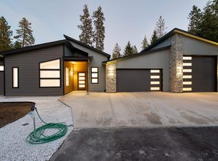 107 W Trappers Loop Dr, Chewelah, WA 99109