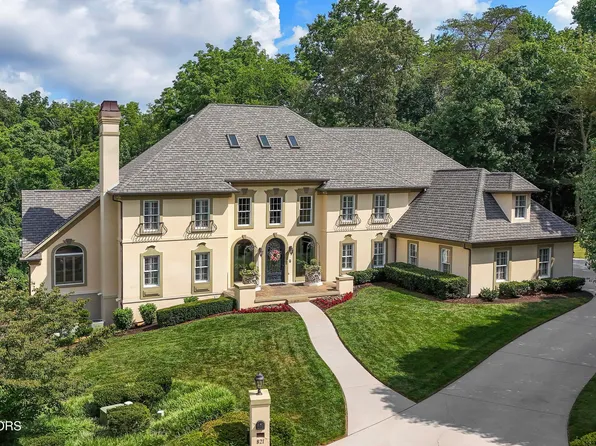 821 Lindenhall Cir, Knoxville, TN 37934
