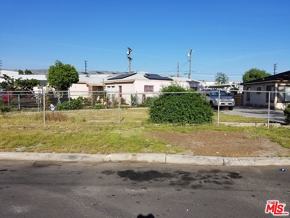 2nd image of 10670 Sherman Pl