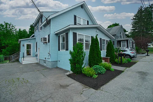 40 Dean Ave Photo 1