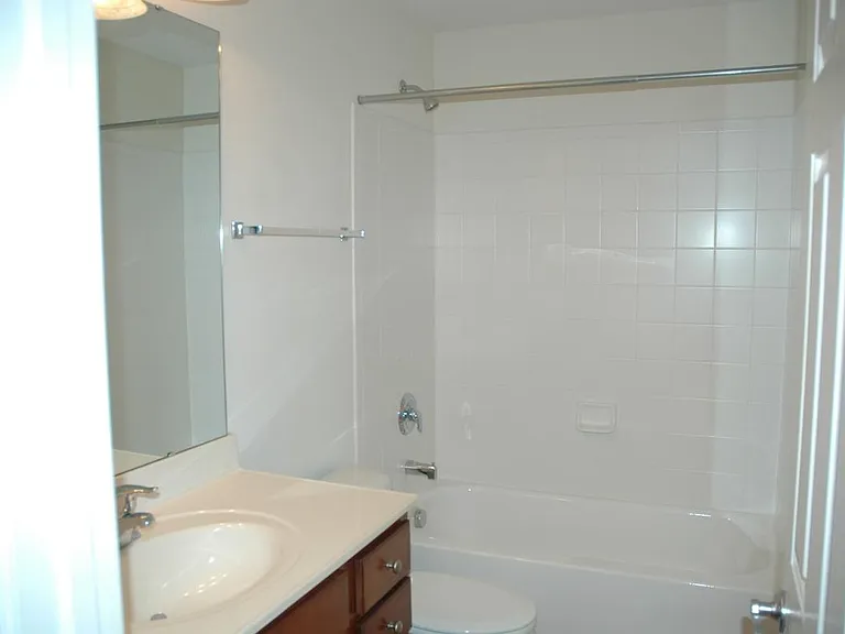 705 Kirkeenan Cir — Photo 2