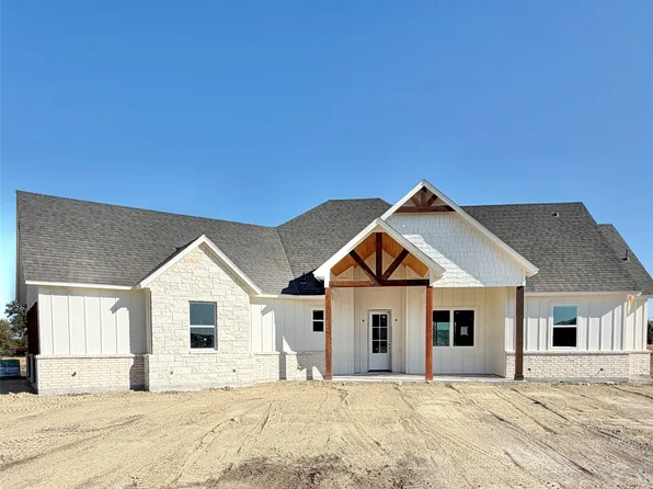2009 Collin St, Weatherford, TX 76085