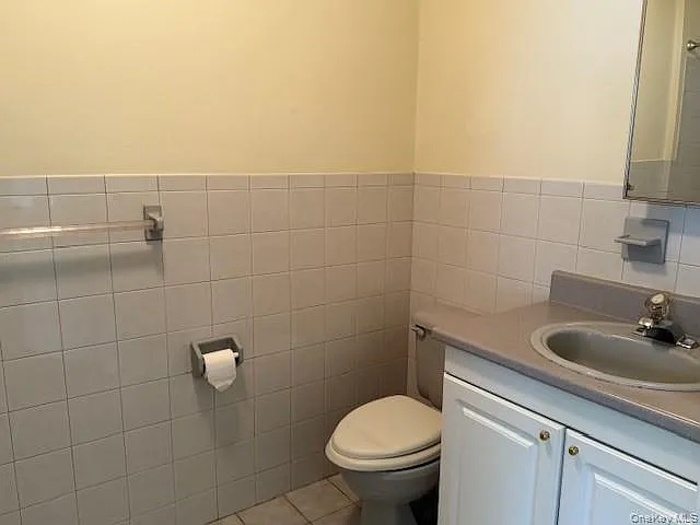 124 Sylvan Ave #11 — Photo 8