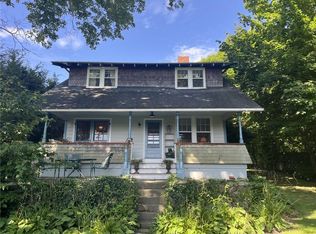 12 Saunders Rd, Saunderstown, RI 02874