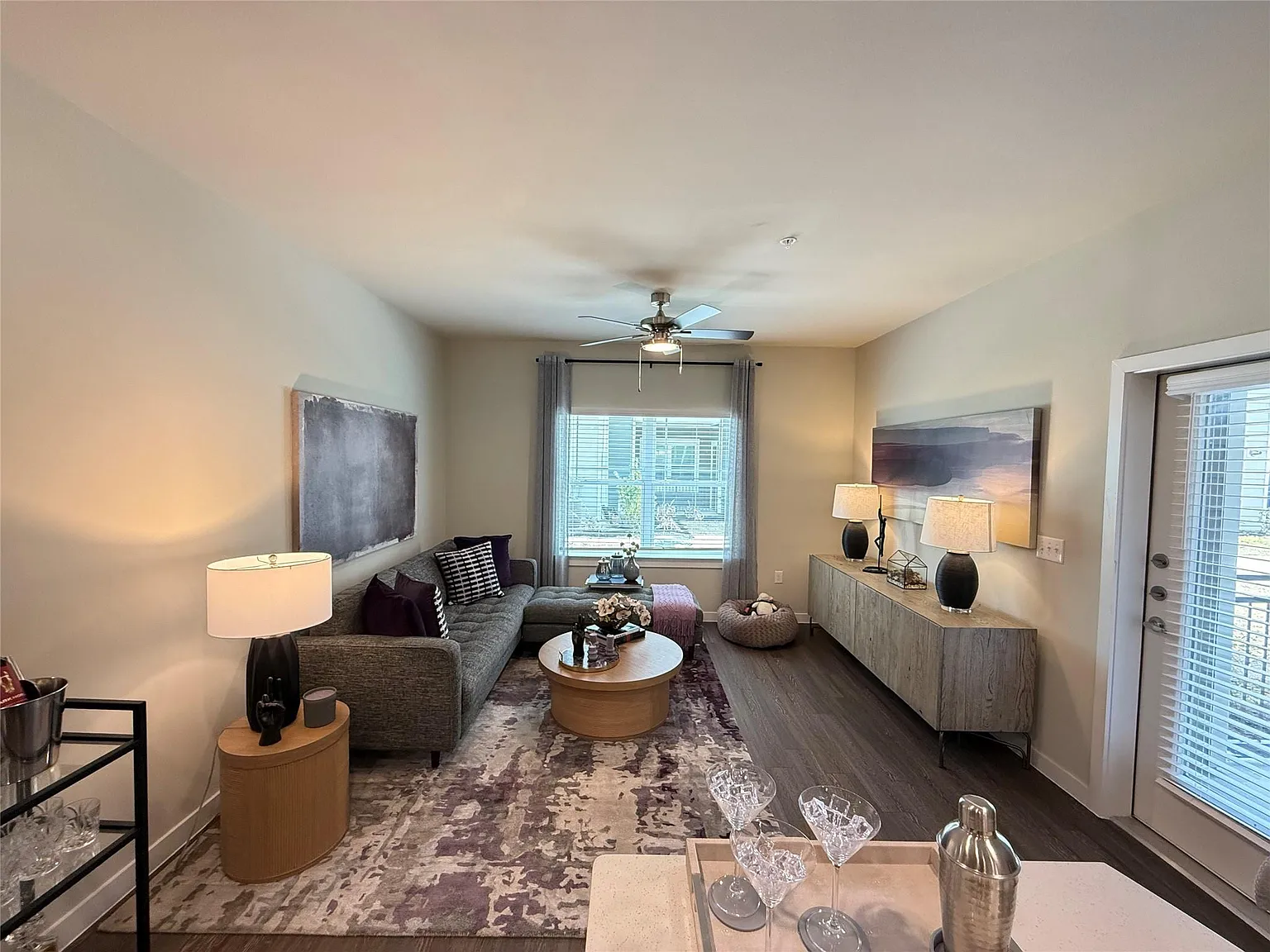 1 bed, 1.0 bath, 768 sqft, $1,505 — Photo 4