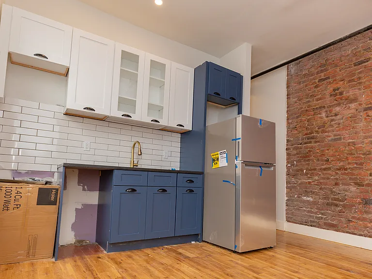 57 Grove St #2C — Photo 14