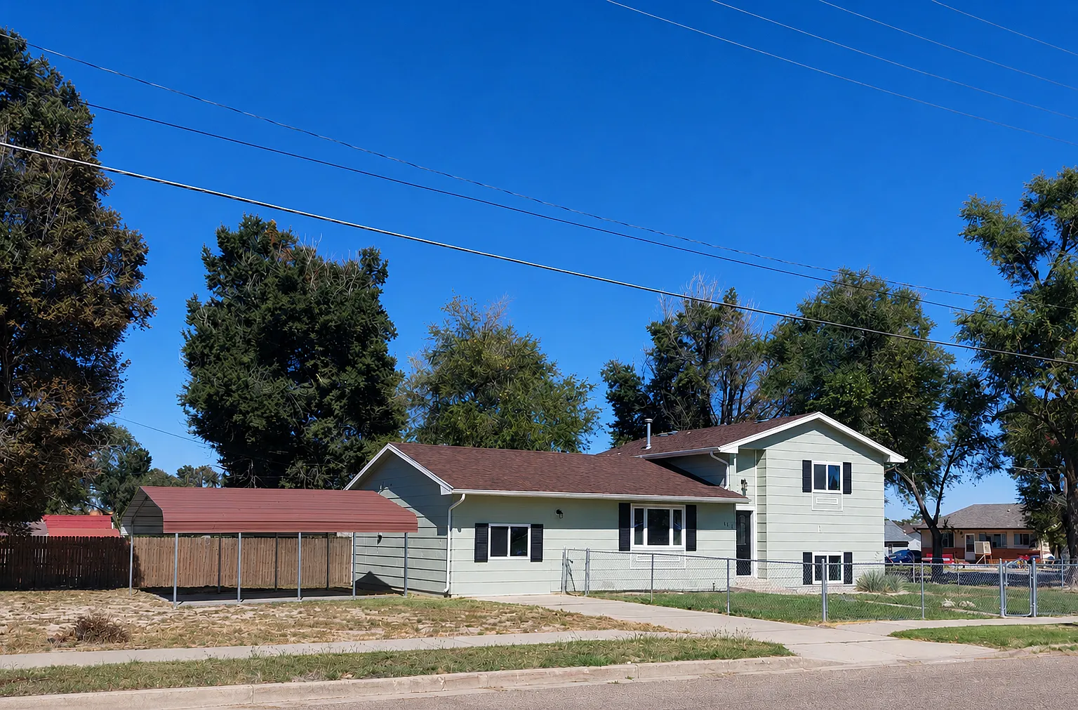 3 bed, 1706 sqft, $1,895 — Photo 1