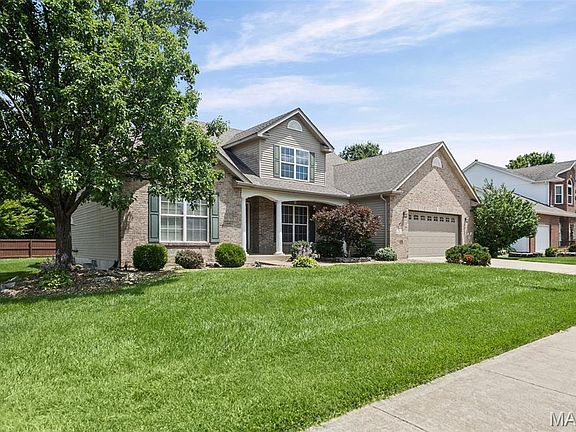 5th image of 30 Brookshire Ln