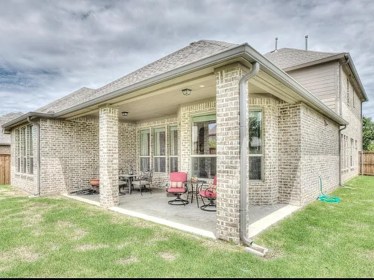 8117 Haltered Horse Ln — Photo 25