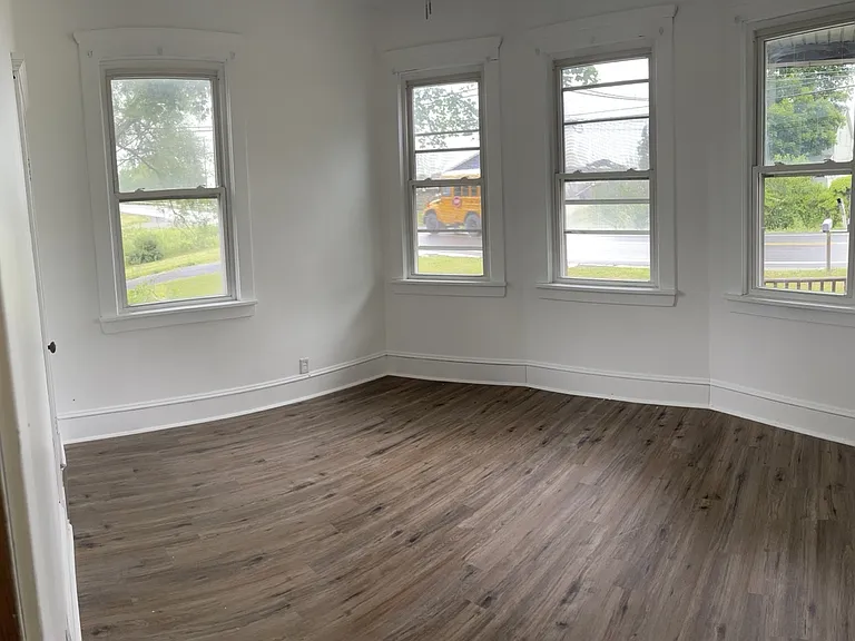 102 Bridge St #1 — Photo 6