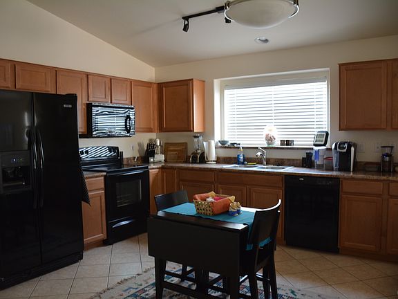 2nd image of 40290 W Hayden Dr