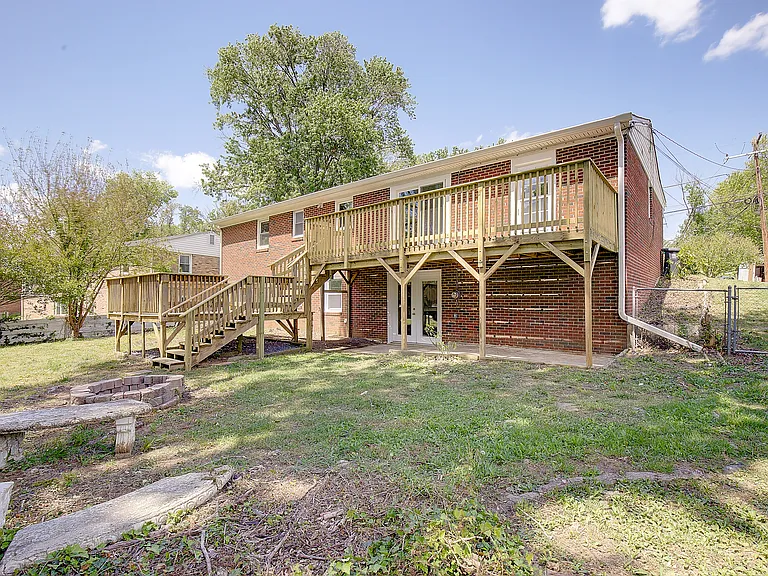 6417 Kaine Dr — Photo 45