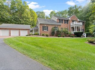 19 Misty Ln, Andover, NJ 07821