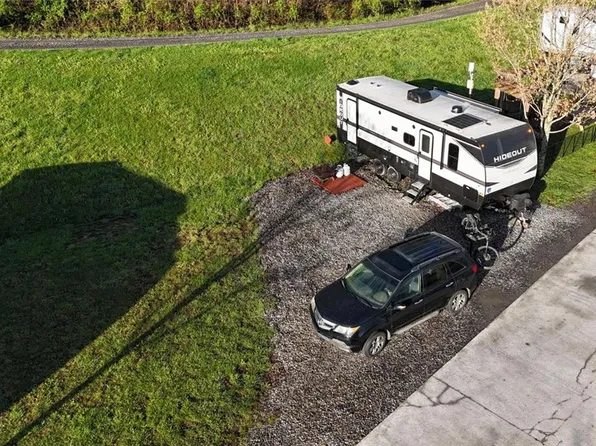 50 Mountain Meadows Dr, Morganton, GA 30560