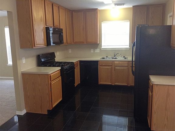 5th image of 2123 Heatherwood Dr