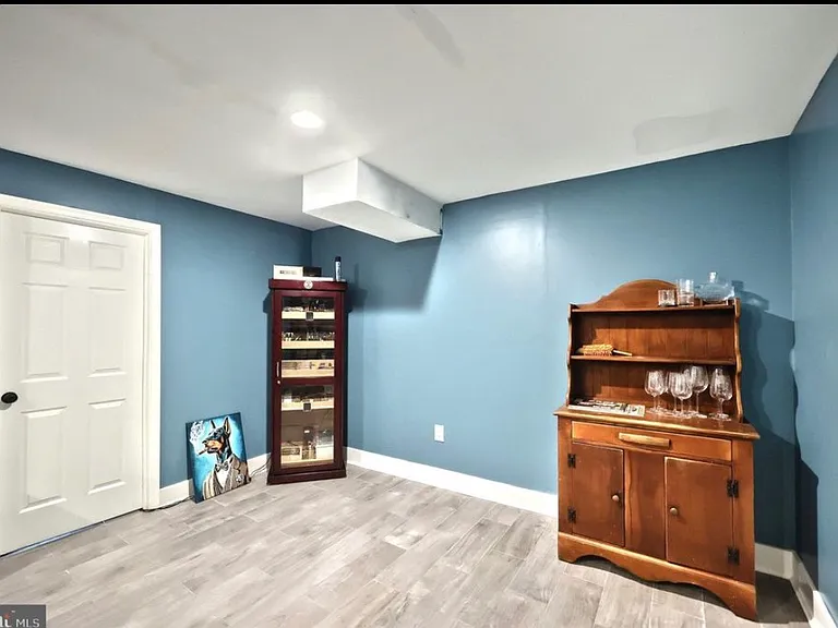 416 Huntington Dr — Photo 20