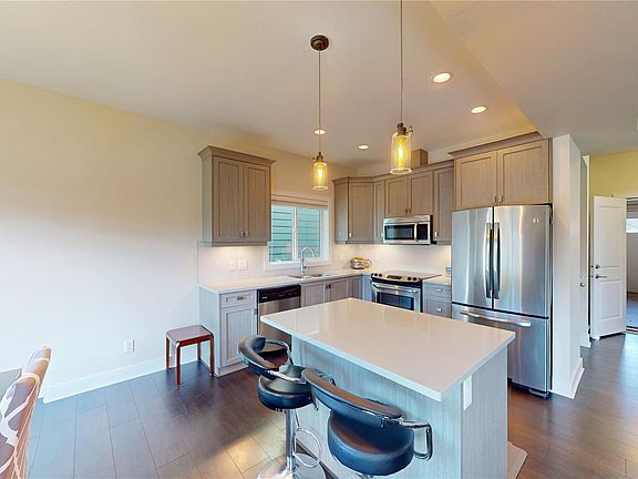 5th image of 1262 Bombardier Cres