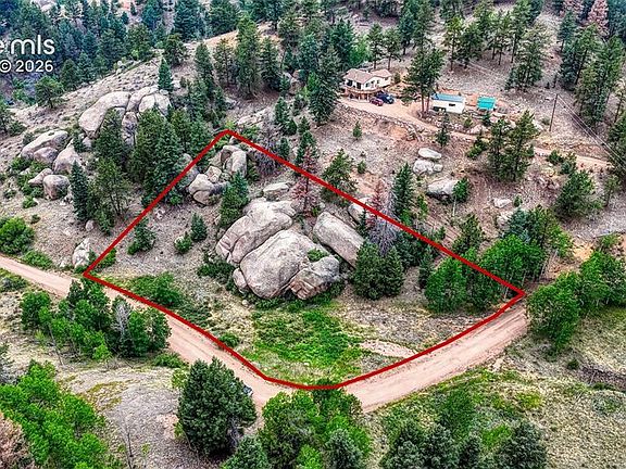 3rd image of 830 Pinon Ln