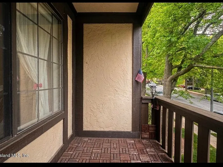 12 Elmwood Park Dr #2 — Photo 9