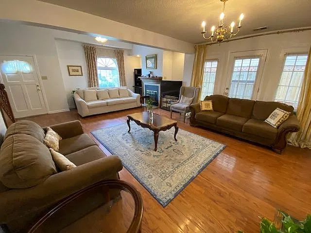 1633 Smokehouse Dr — Photo 4