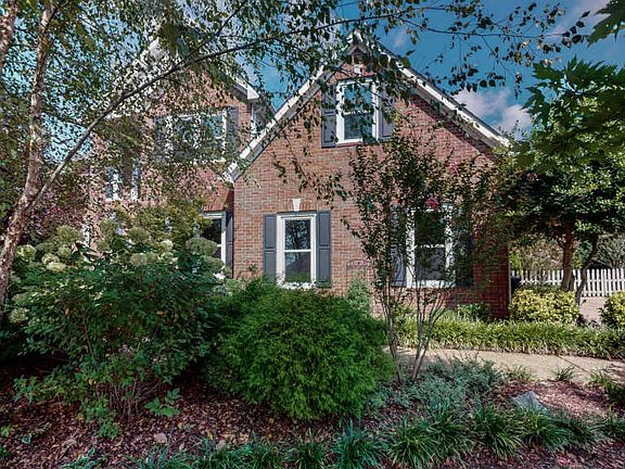 2nd image of 260 Dandridge Dr